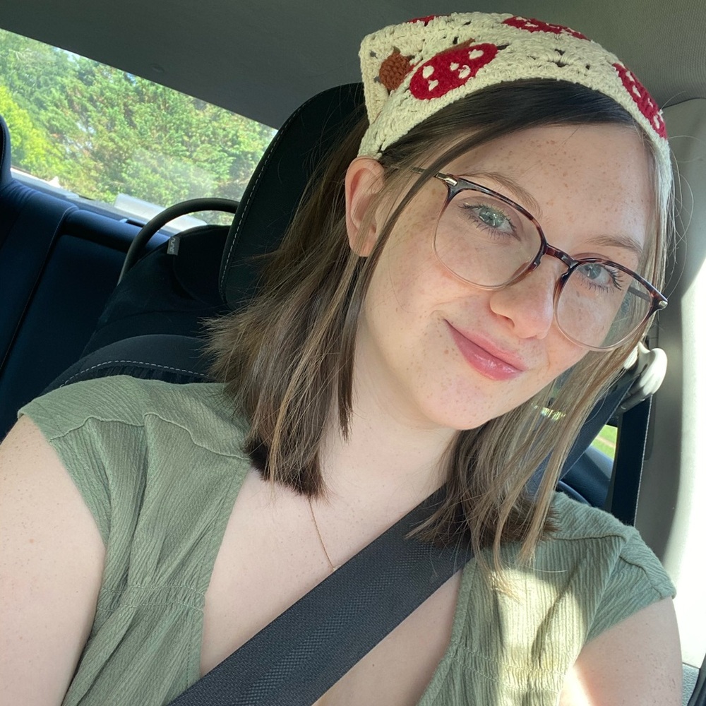 Meet your Posher, Georgia